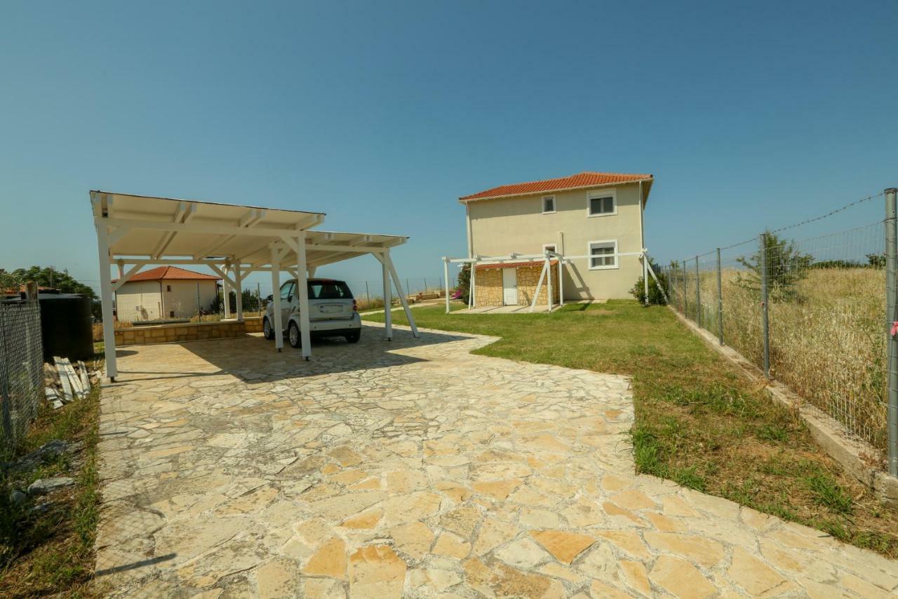 Magnificent Seascape Villa On A Secluded Beach Nea Moudania Zewnętrze zdjęcie
